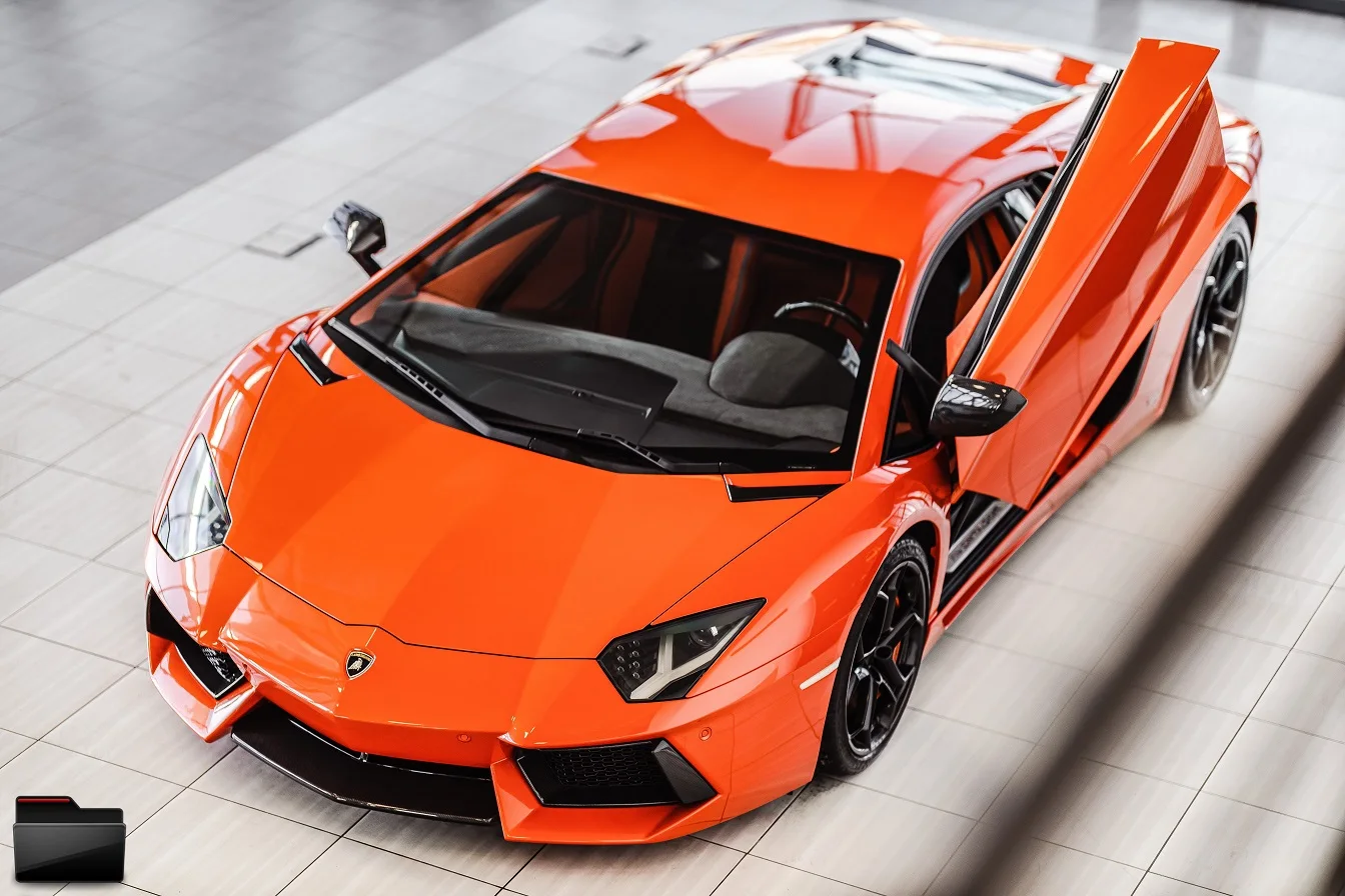 Оранжево Lamborghini Aventador в студиото на Dillis